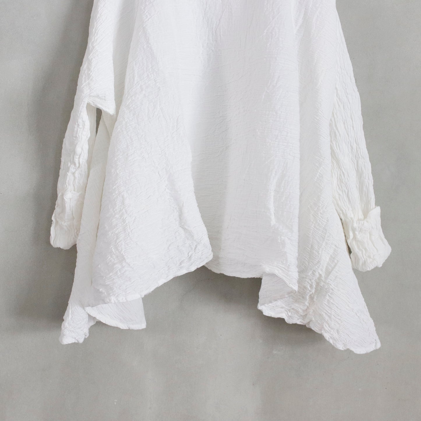 Blouse not yet washed - optical white