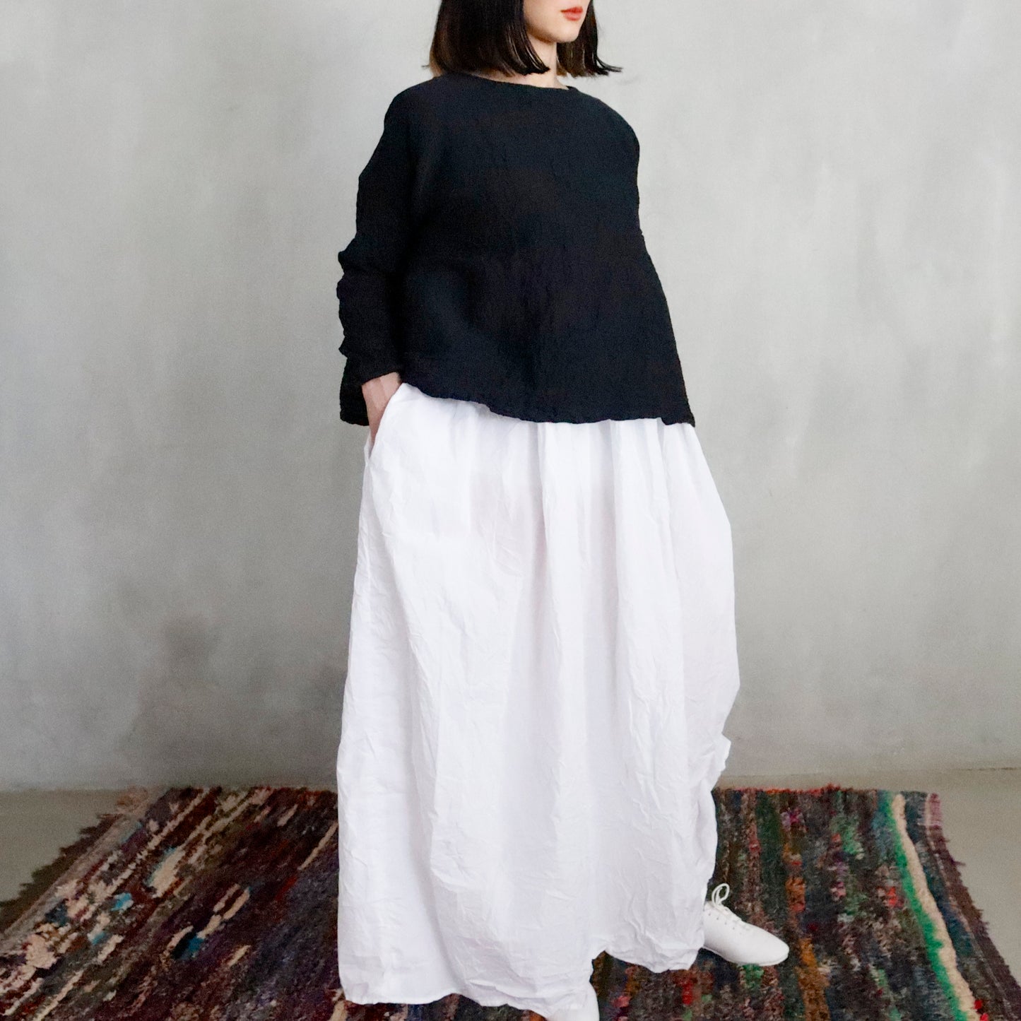 blouse not washed - black