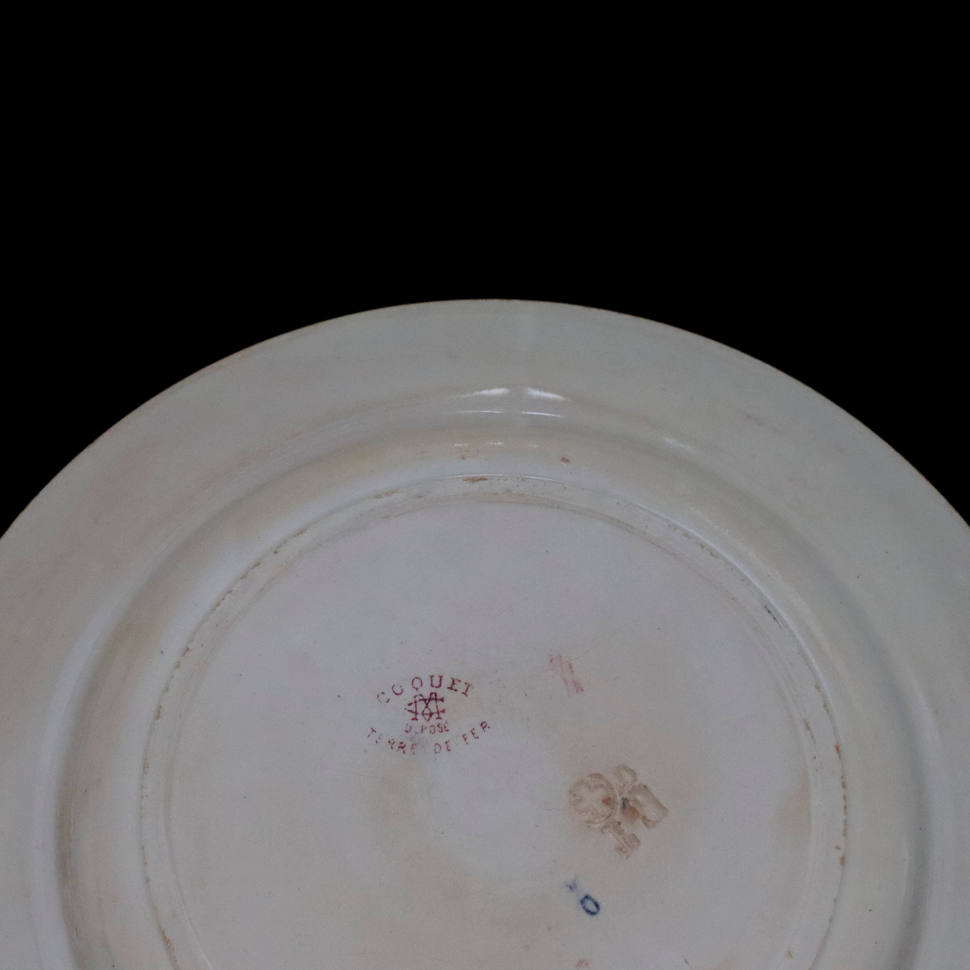 Creil et Montereau | Plate “COQUET” – VISIONS