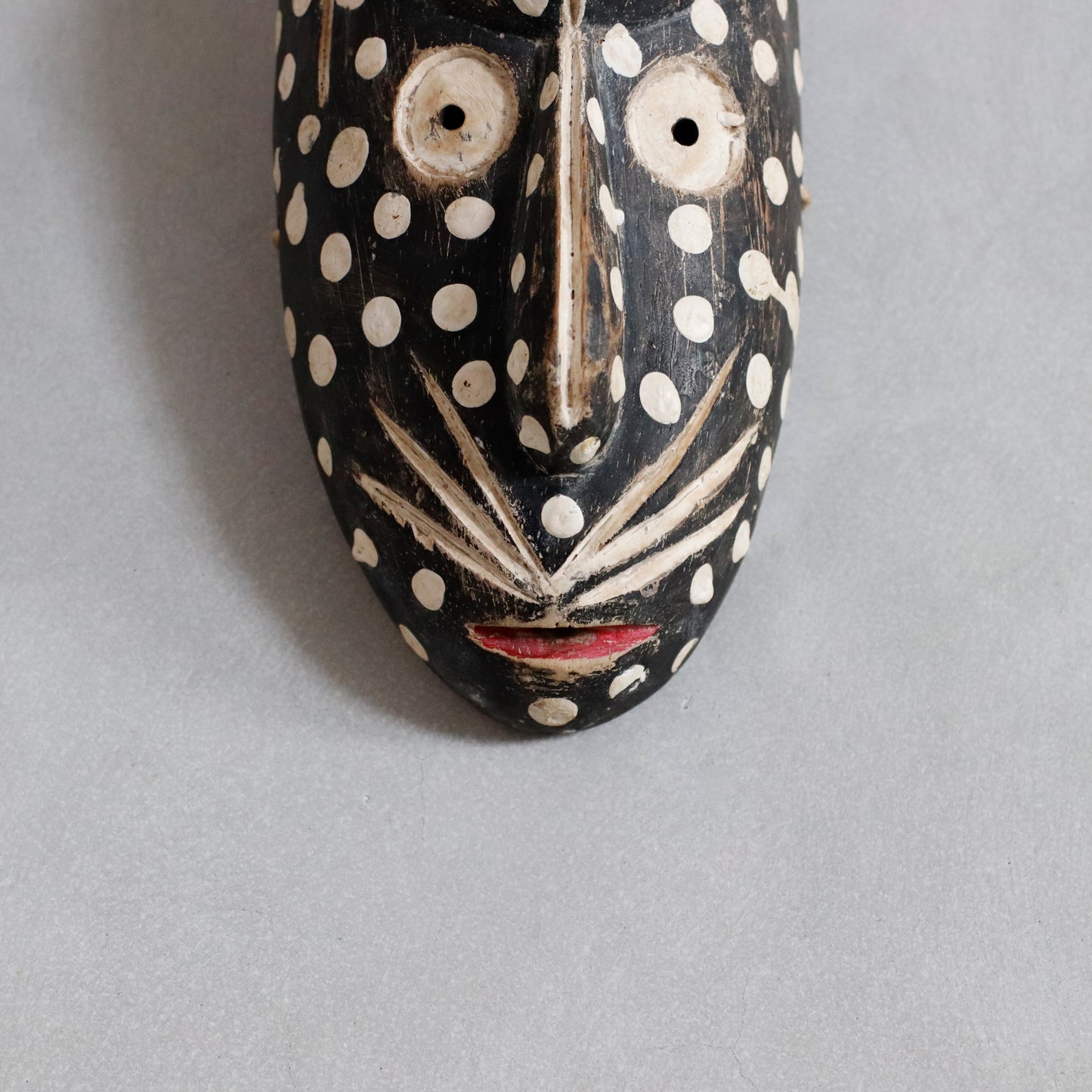 Vinatge | Leopard Mask / Black (Communicating with God)