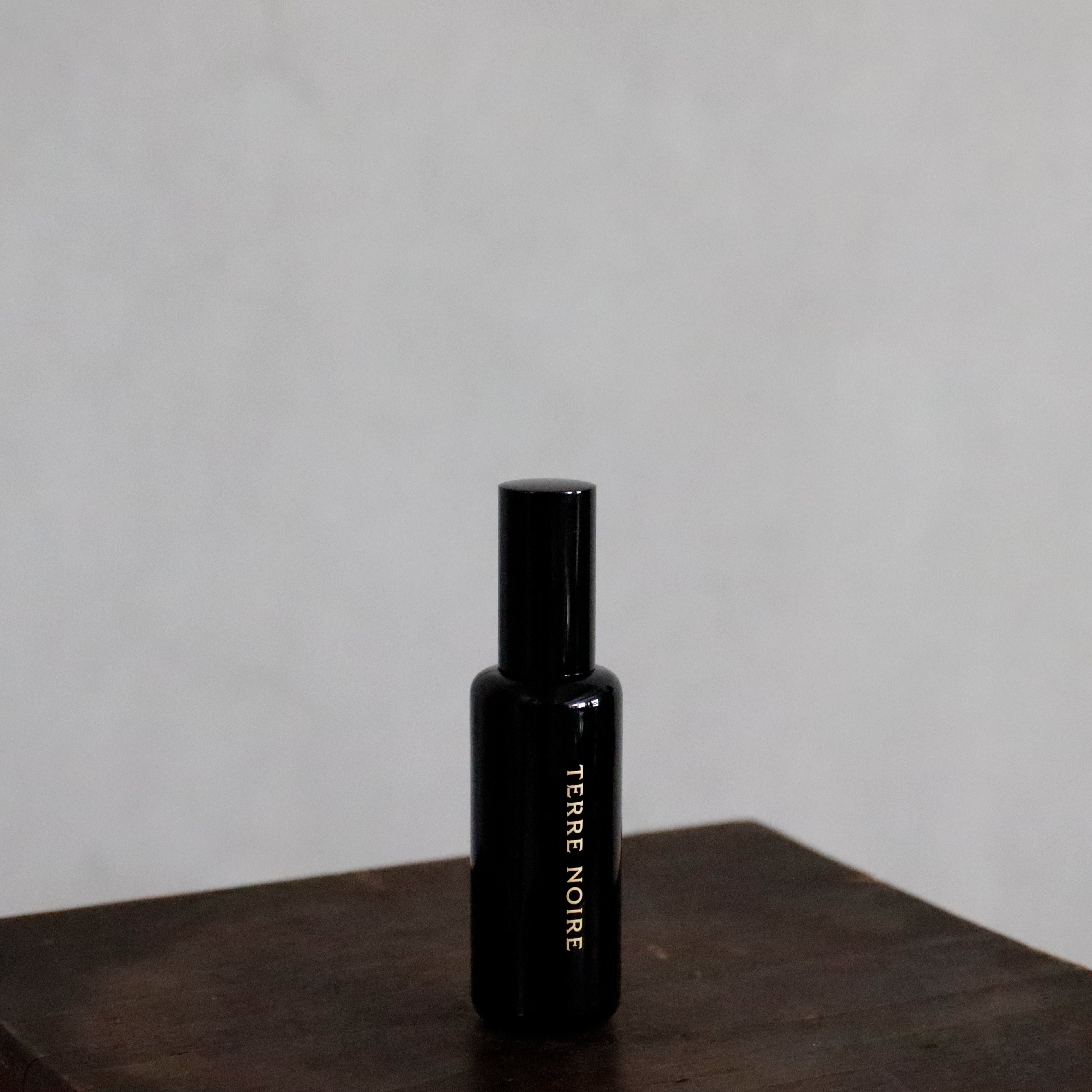 MAD ET LEN | PARFUM MIST (Eau de Parfume) “TERRE NOIRE” – VISIONS