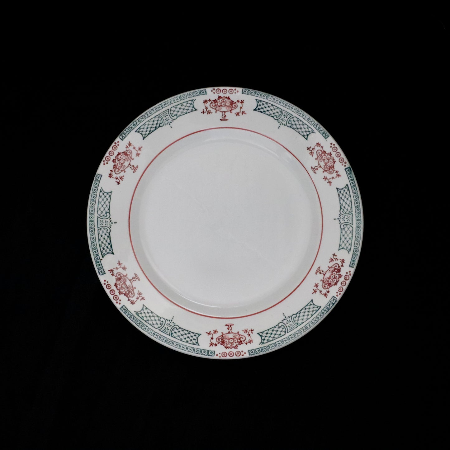 SAINT AMAND | Plate