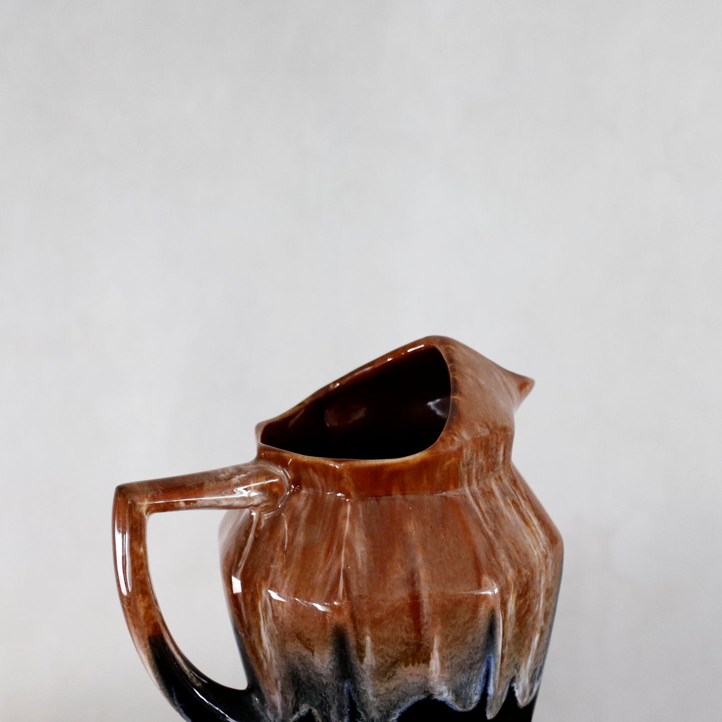VINTAGE | Marble Octagonal Pitcher