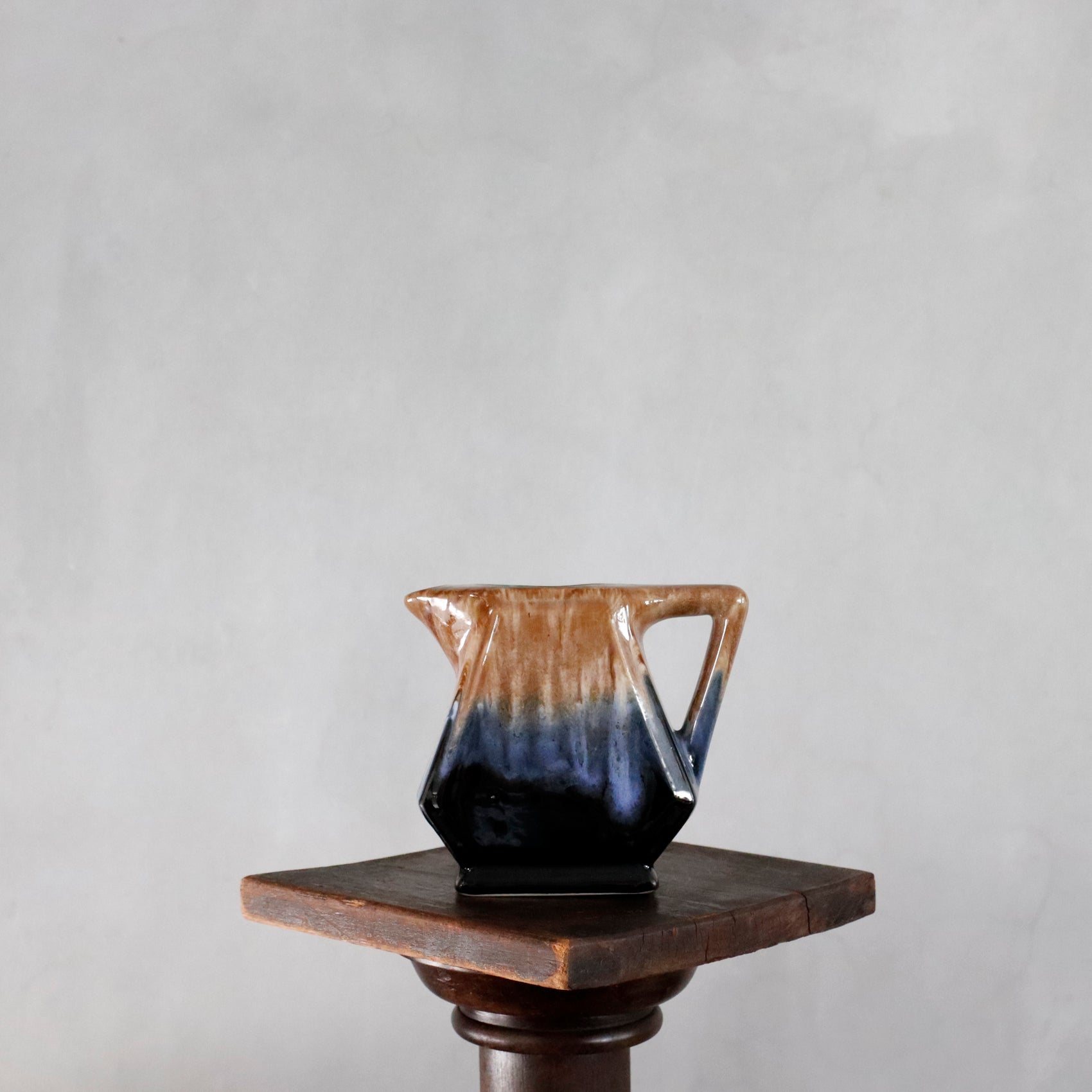 VINTAGE | Marble Rectangle Pitcher