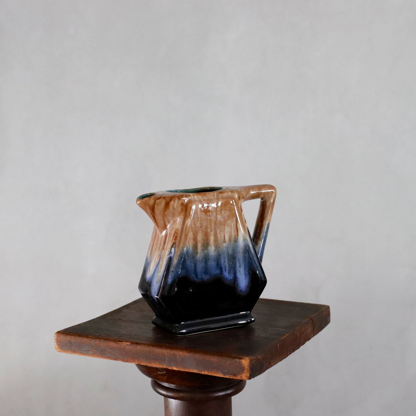 VINTAGE | Marble Rectangle Pitcher
