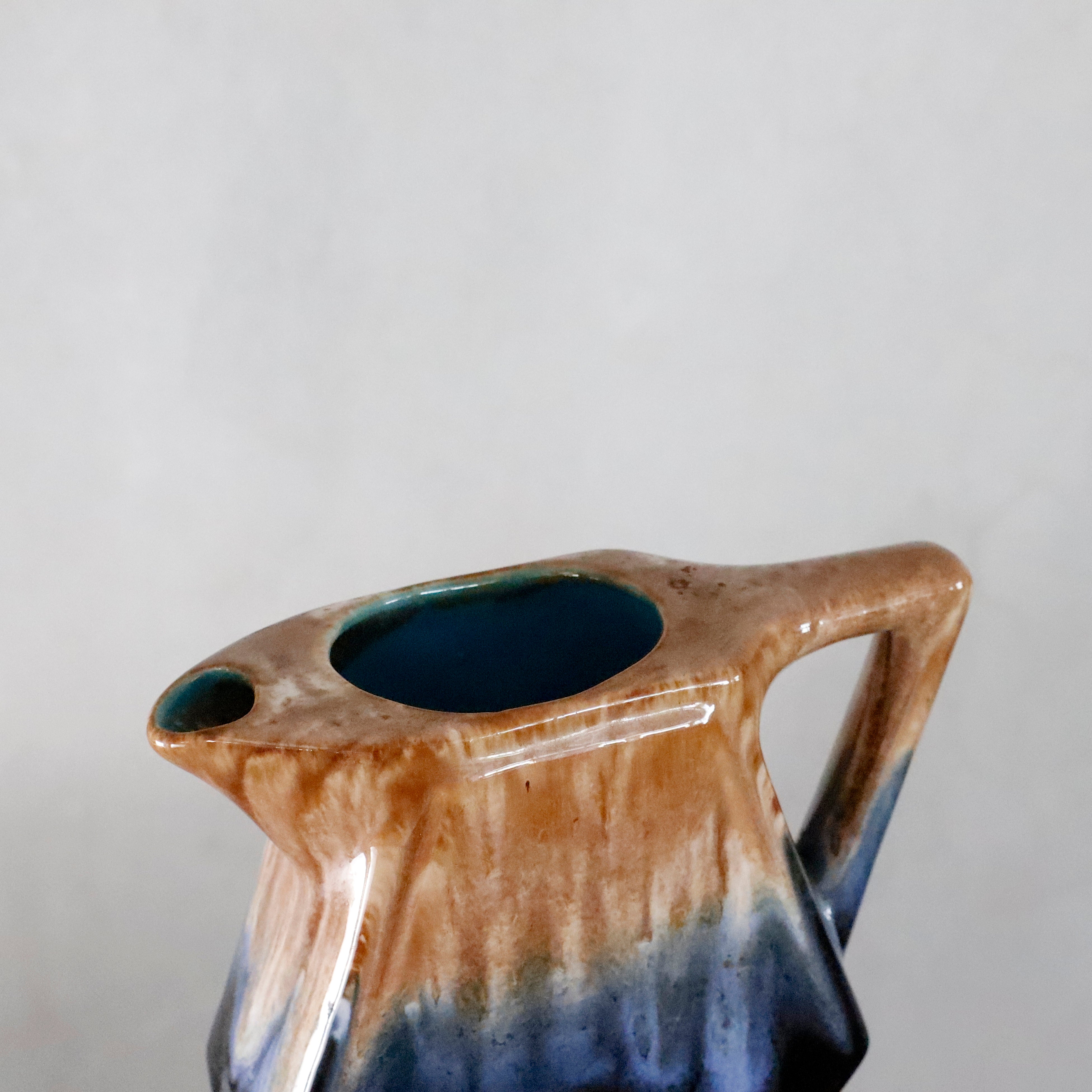 VINTAGE | Marble Rectangle Pitcher – VISIONS