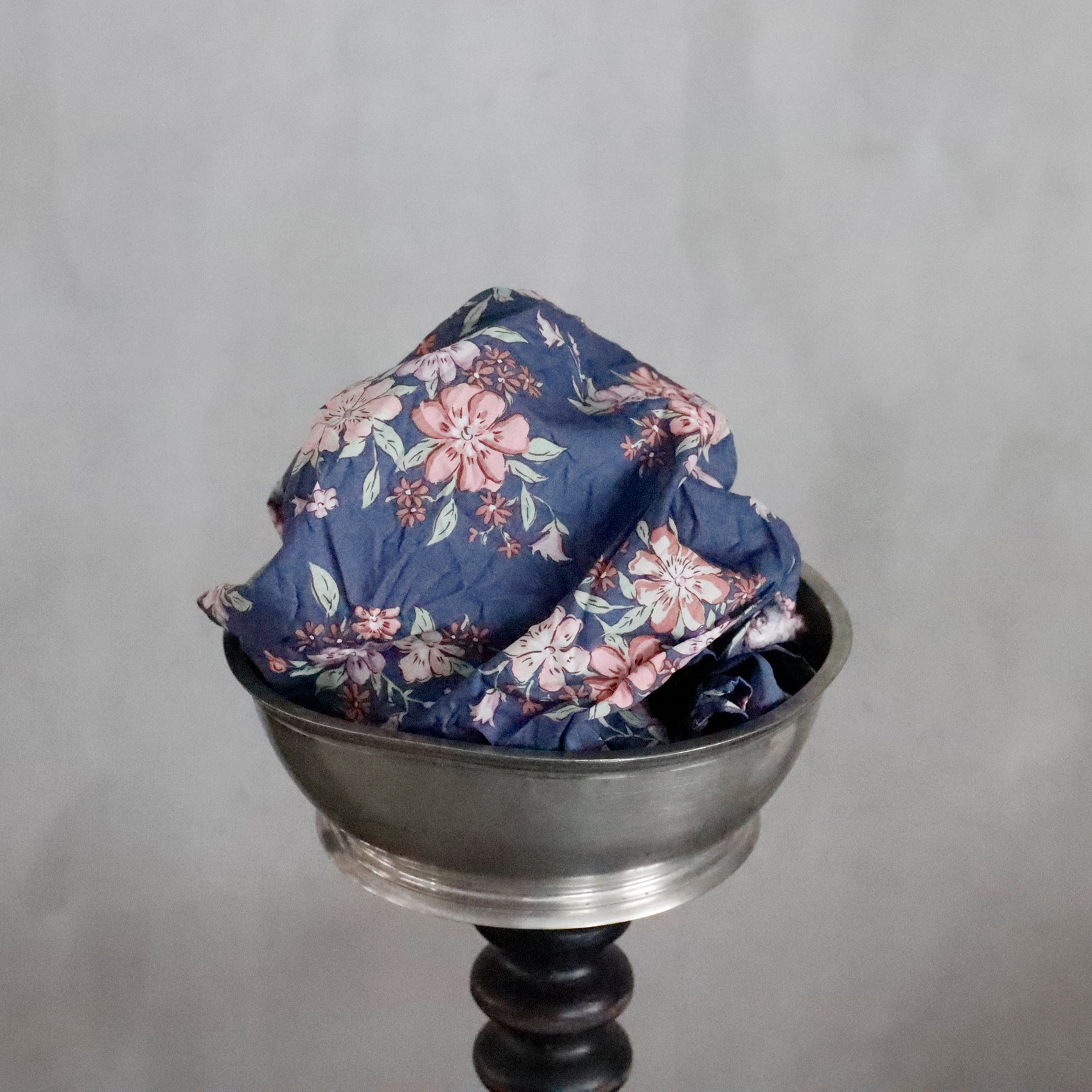 handkerchief medio lavato ― blue flower