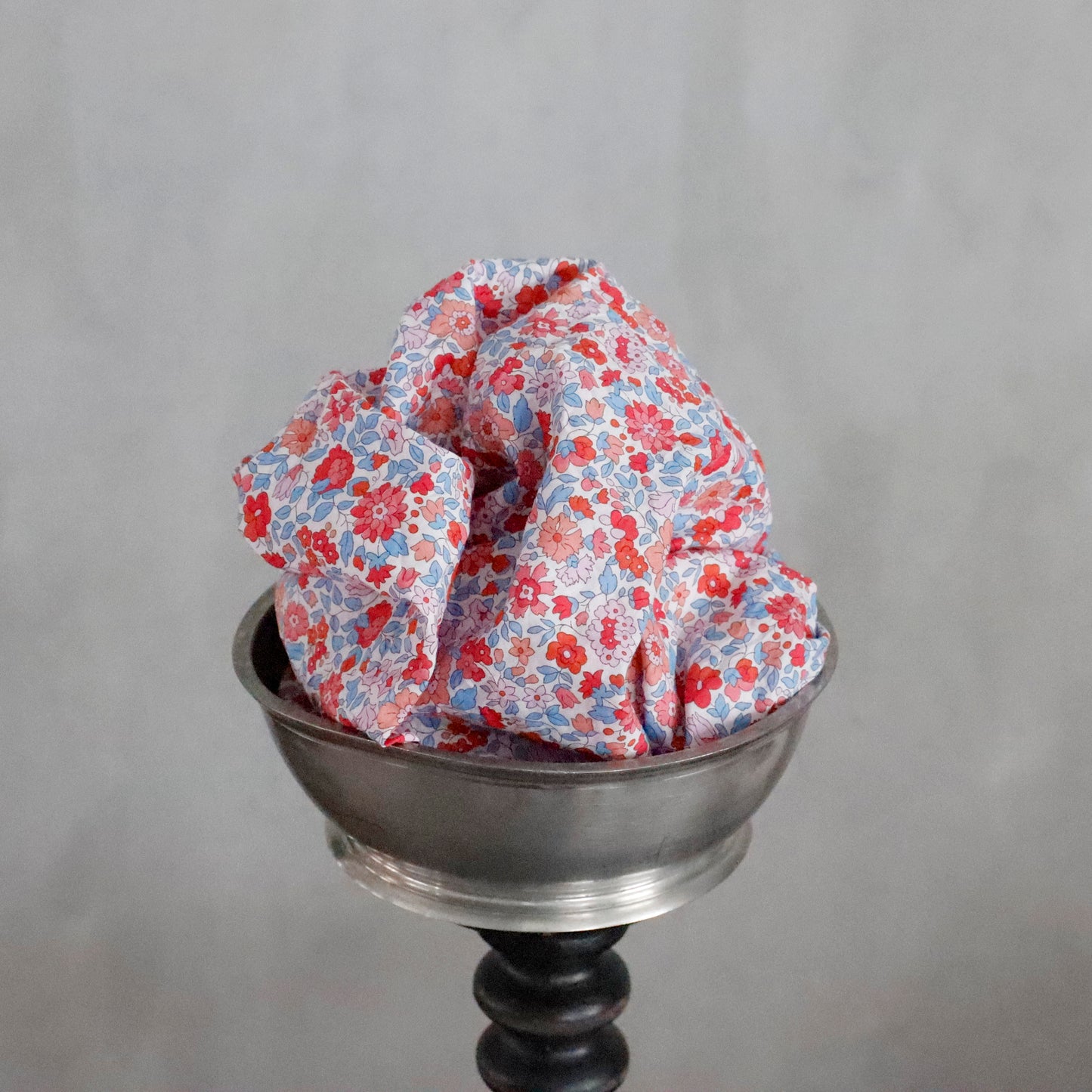 handkerchief medio lavato ― red flower