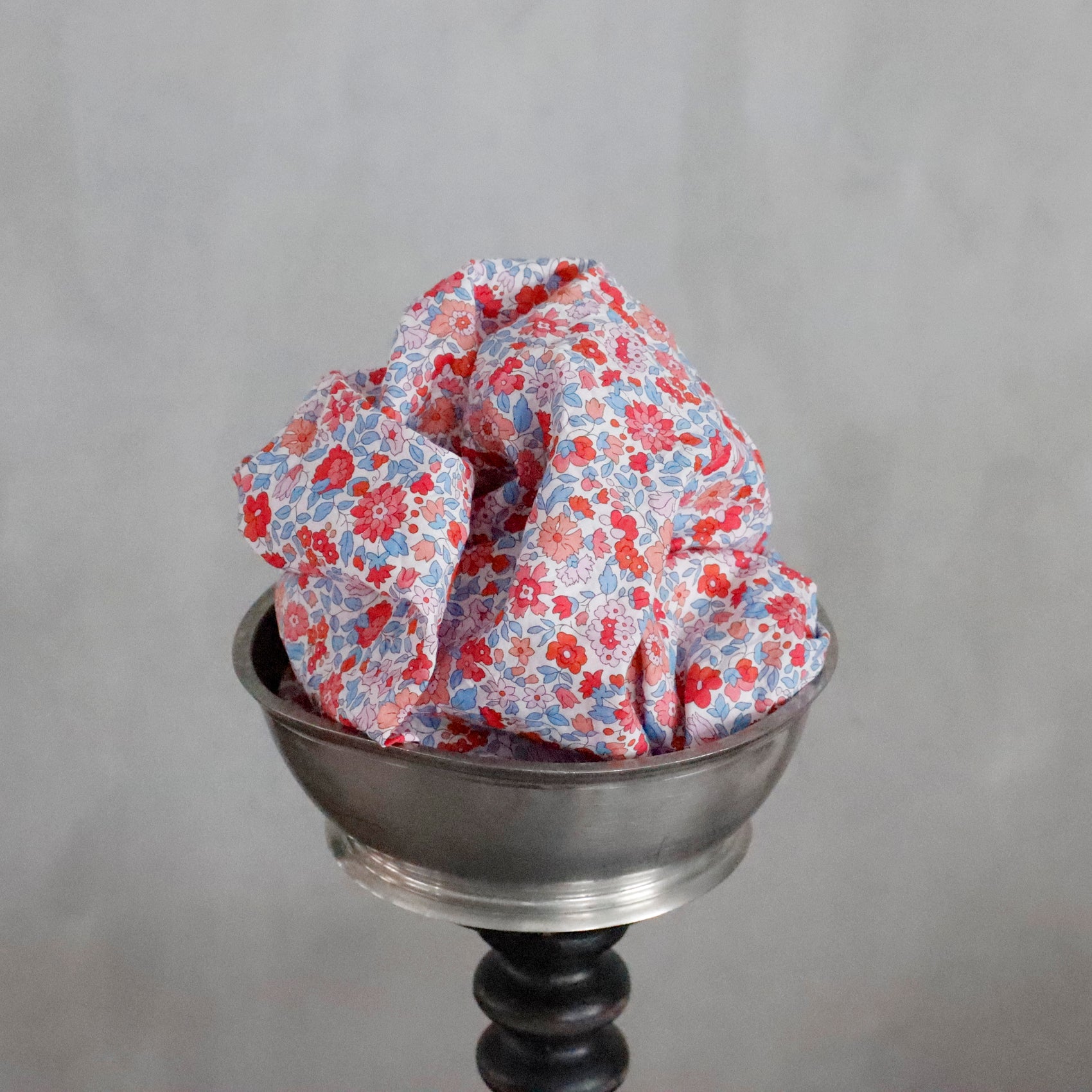 handkerchief medio lavato ― red flower