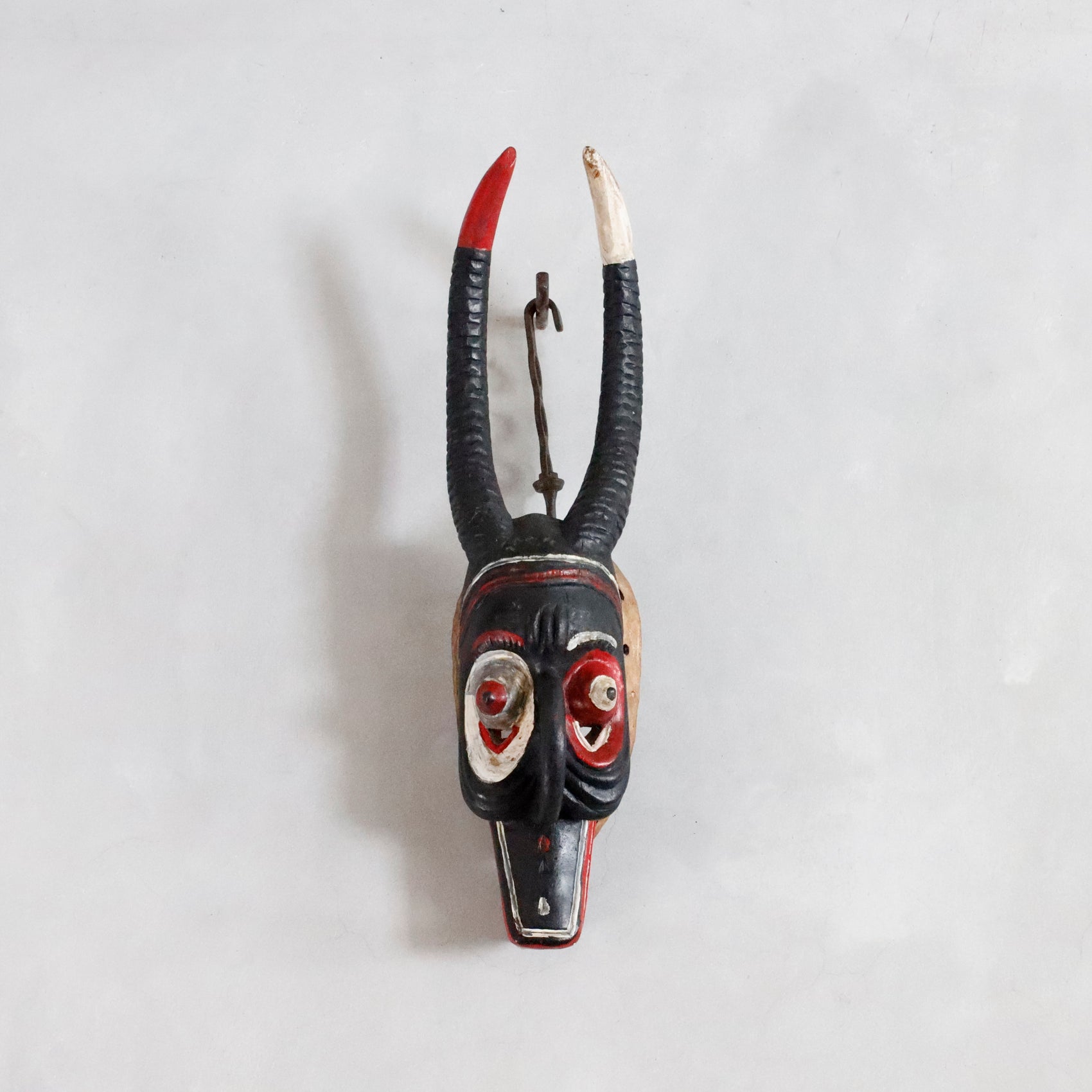 Vinatge | Baule Mask