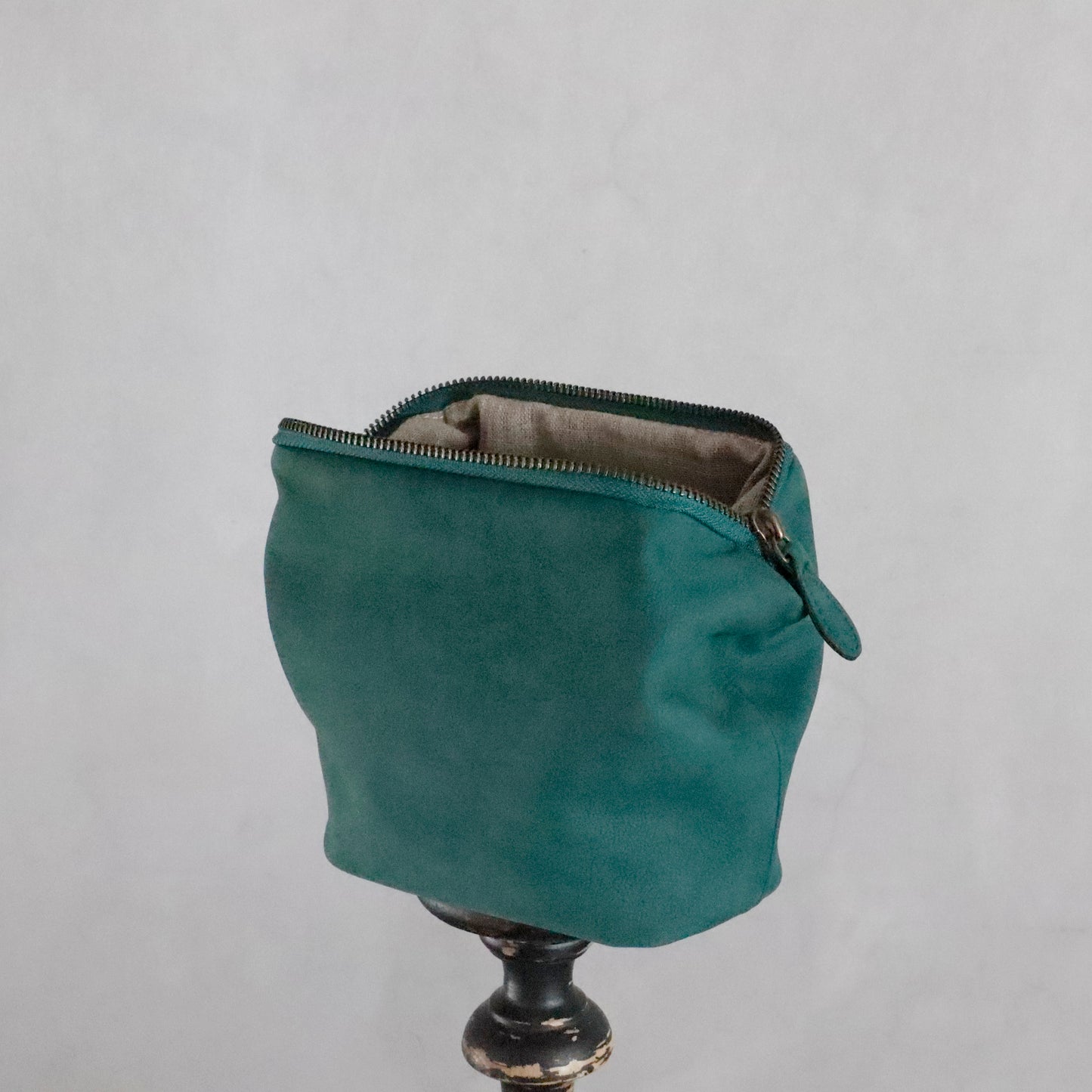 STYLE CRAFT | Green Goat Nubuck Pouch "FP-02"