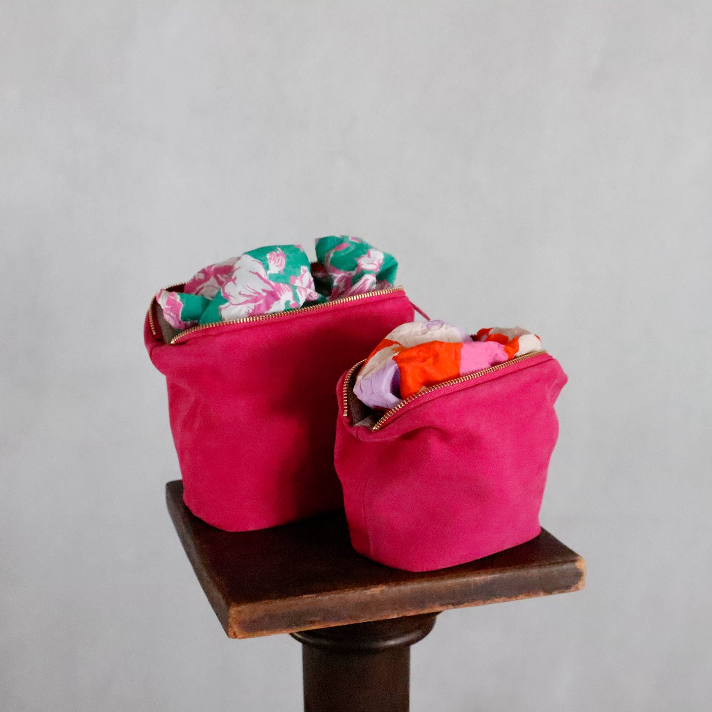 STYLE CRAFT | Pink Goat Nubuck Pouch "FP-02"