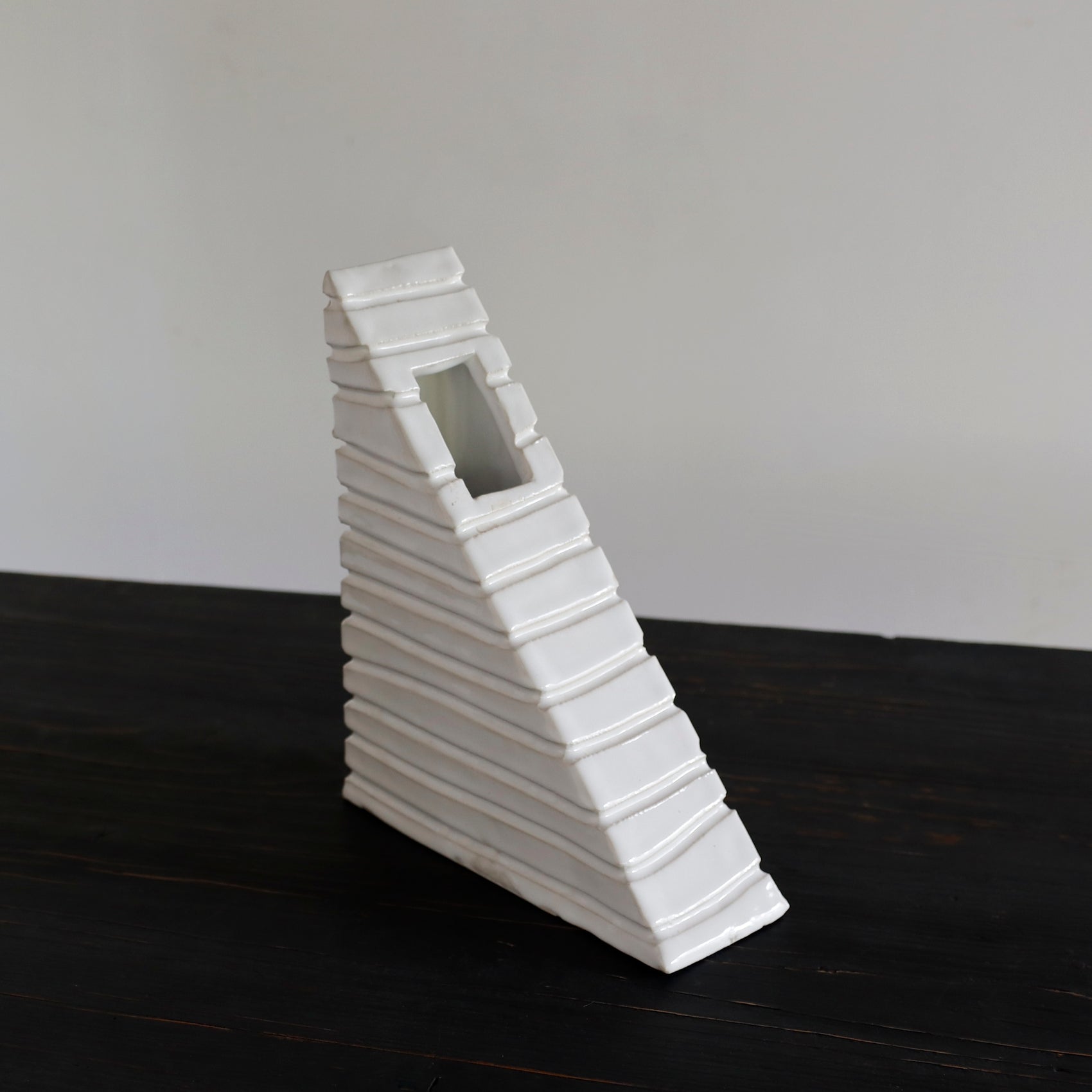 REGULAR | TRIANGLE - Vase_L